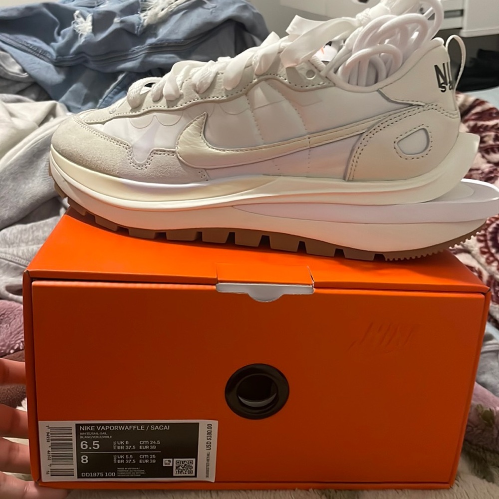 Nike vaporwaffle sacai